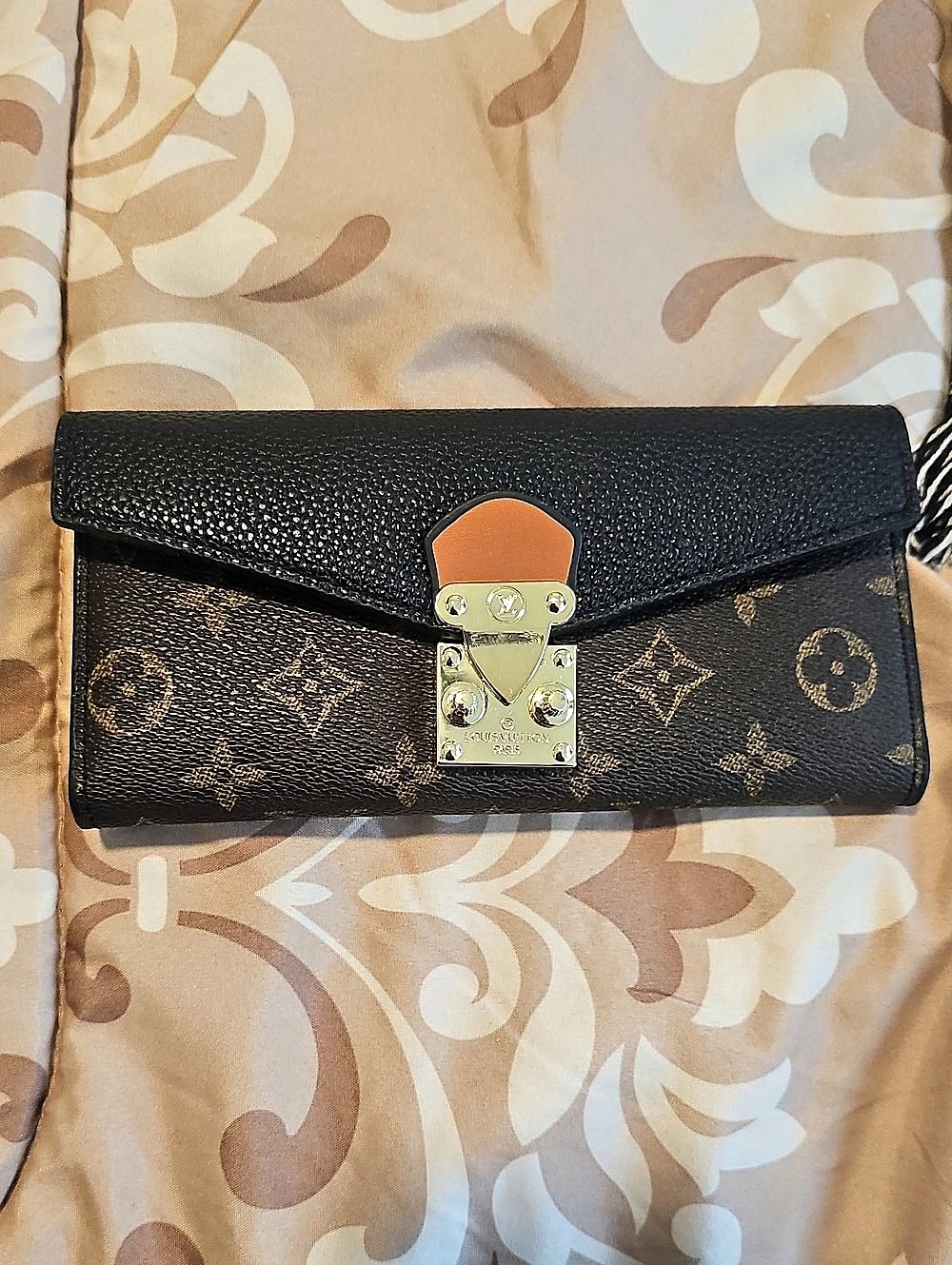 Designer Inspired Wallet Black & Brown